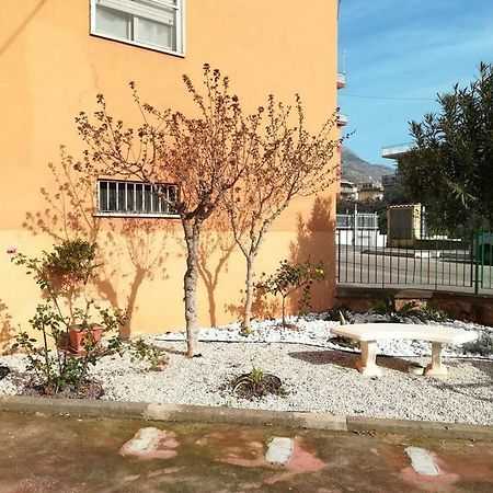 Bed and Breakfast Il Frangipane Formia Exterior foto