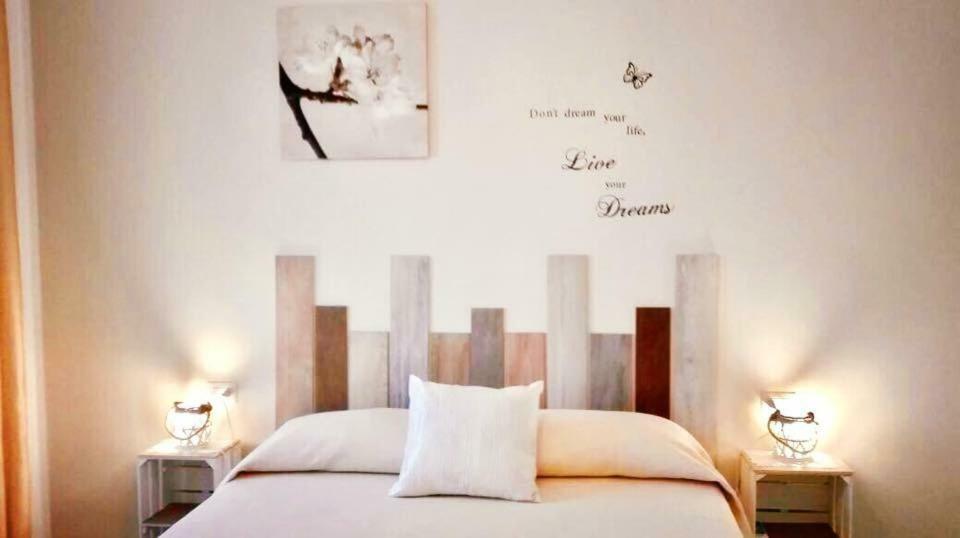 Bed and Breakfast Il Frangipane Formia Exterior foto
